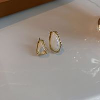 Wholesale Fashion Asymmetrical Geometric Resin Stud Earrings Nihaojewelry sku image 3