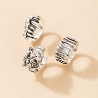 Wholesale Jewelry Three-dimensional Tiger Tooth Head Ring Three-piece Set Nihaojewelry main image 3