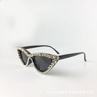 Retro Fashion Inlaid Rhinestone Cat Eye Frame Sunglasses Wholesale Nihaojewelry main image 3