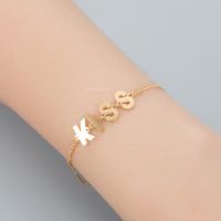 Bracelet Coréen En Acier Au Titane 18k Avec Lettre En Or Nihaojewelry main image 2