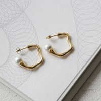 Retro Pearl Irregular C-shaped Titanium Steel Plated 18k Earrings Wholesale Nihaojewelry main image 5