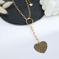 Wholesale Jewelry Heart Leopard Print Pendant Stainless Steel Necklace Nihaojewelry main image 4