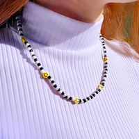 Chaîne De Perles Rondes Ethniques Queue De Poisson Visage Smiley Jaune Collier De Perles En Gros Nihaojewelry main image 1
