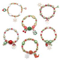 Großhandel Schmuck Weihnachten Schneemann Weihnachtsmann Anhänger Farbe Perlen Armband Nihaojewelry main image 1
