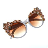 Fashion Color Diamond-studded Cat Eye-shaped Sunglasses Wholesale Nihaojewelry main image 4