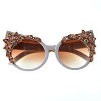 Fashion Color Diamond-studded Cat Eye-shaped Sunglasses Wholesale Nihaojewelry main image 5