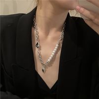 Européen Et Américain Ins Style Foncé Cœur Brisé Pendentif Collier Épais Chaîne Perle Couture Clavicule Chaîne Collier À La Mode main image 3