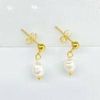 Retro Oval Irregular Pearl Stud Earrings Wholesale Nihaojewelry sku image 1
