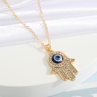 New Turkey Demon Eye Diamond Palm Pendant Necklace Wholesale Nihaojewelry main image 5