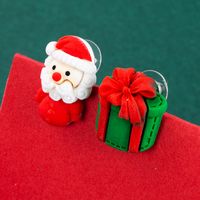 Christmas Series Resin Santa Claus Gift Earrings Wholesale Nihaojewelry sku image 2