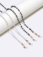 Simple Two-piece Chain Black White Pearl Glasses Mask Copper Chain Wholesale Nihaojewelry main image 1