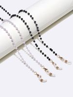 Simple Two-piece Chain Black White Pearl Glasses Mask Copper Chain Wholesale Nihaojewelry main image 2