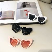 Wholesale Retro Heart-shaped Frame Children's Sunglasses Nihaojewelry main image 6
