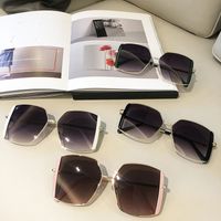 Wholesale Large Polygon Frame Hit Color Sunglasses Nihaojewelry main image 2