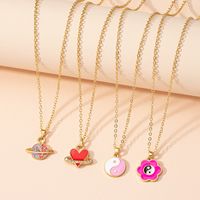 Wholesale Jewelry Retro Planet Flower Heart Pendant Necklace Nihaojewelry main image 2