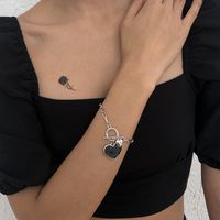 Bracelet Simple En Forme De Coeur Avec Boucle Ot En Gros Nihaojewelry main image 4