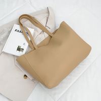 Simple Solid Color Large-capacity Portable Tote Bag Wholesale Nihaojewelry sku image 1