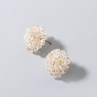 Wholesale Simple Hand-woven Crystal Bead Petal Stud Earrings Nihaojewelry sku image 1