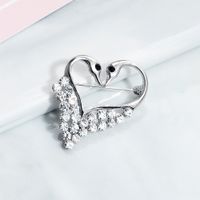Hot Selling Heart-shaped Swan Diamond Brooch Dress Accessories sku image 1