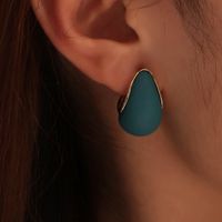 Einfache Geometrische Acryl-sprühfarbe Metall Kontrast Ohrringe Großhandel Nihaojewelry main image 3