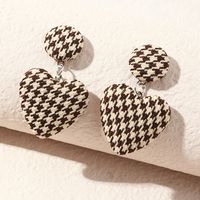 Fashion Fabric Houndstooth Heart-shape Earrings Wholesale Nihaojewelry sku image 1