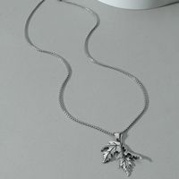 Stainless Steel Fold Maple Leaf Punk Style Necklace Wholesale Jewelry Nihaojewelry main image 3