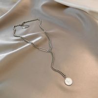 Étiquette Ronde Épinglette Longue Gland Pull Chaîne Collier En Gros Bijoux Nihaojewelry main image 1
