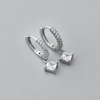 Boucles D&#39;oreilles En Cuivre Avec Pendentif Zircon Carré Simple En Gros Nihaojewelry main image 1