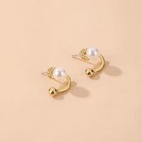 Clip D&#39;oreille Suspendu À L&#39;arrière En Forme De Petite Perle De Mode En Gros Nihaojewelry sku image 1
