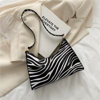 Zebra Leopard Striped One-shoulder Underarm Bag Wholesale Nihaojewelry sku image 3