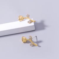 2021 Simple Fresh Gold Rhinestone Pearl Rose Earrings Ins Style Exquisite Women's Ear Studs main image 4