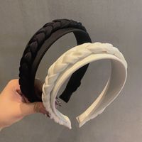 Wholesale Simple Solid Color Braided Wide-brimmed Headband Nihaojewelry main image 4