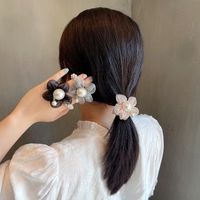 Korean Dongdaemun New Handmade Pearl Flower Style Hair Band Bracelet Dual-use Hair Ring Hair Band Hair Accessories Wholesale main image 3
