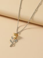 Wholesale Two-tone Rose Flower Necklace Nihaojewelry main image 4