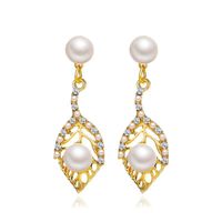 Wholesale Jewelry Hollow Leaf Pearl Pendant Earrings Nihaojewelry sku image 1