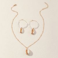 Wholesale Jewelry Shell Pendant Rice Bead Earrings Necklace Set Nihaojewelry sku image 1