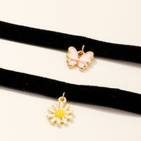 Retro Flower Butterfly Pendant Necklace Wholesale Nihaojewelry main image 3