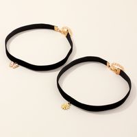 Retro Flower Butterfly Pendant Necklace Wholesale Nihaojewelry sku image 1