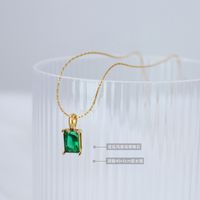 Vintage Inlaid Emerald Zircon Titanium Steel Necklace Wholesale Nihaojewelry main image 6