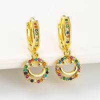 Européen Et Américain De Mode Creative Cercle Smiley Visage Forme Pendentif Boucles D'oreilles Placage De Cuivre 18k Or Incrusté Couleur Zircon Boucles D'oreilles En Gros sku image 1