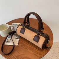 Korean Fashion Contrast Color Velvet Cylinder Mini Handbag Wholesale Nihaojewelry main image 4