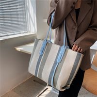 Fashion Large-capacity One-shoulder Contrast Color Striped Underarm Tote Handbags Wholesale Nihaojewelry main image 6