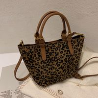 Fashion Leopard Print Handbag Bucket Bag Wholesale Nihaojewelry main image 1