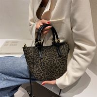 Fashion Leopard Print Handbag Bucket Bag Wholesale Nihaojewelry main image 5