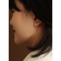 Korean Mini Heart-shaped Earrings sku image 1