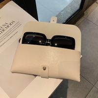 قصر النظر صندوق النظارات الرجعية ، حقيبة النظارات الأدبية البسيطة ، جلد ناعم main image 6