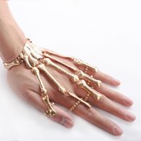 Halloween Exaggerated Metal Skull Ghost Claw Linking Finger Bracelet Wholesale Jewelry Nihaojewelry main image 3