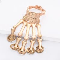 Halloween Exaggerated Metal Skull Ghost Claw Linking Finger Bracelet Wholesale Jewelry Nihaojewelry main image 5