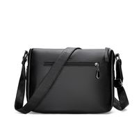 Retro Soft Leather Large Capacity Shoulder Messenger Bag Wholesale Nihaojewelry main image 3
