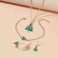 Moda Retro 2021 Nuevo Árbol De Navidad Conjunto De Cuatro Piezas Europeo Y Americano Elegante Goteo Aceite Pulsera Collar Pendientes Anillo Conjunto main image 3